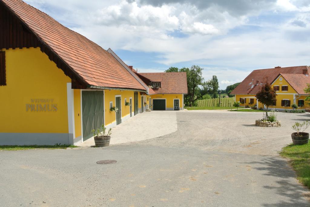 Weingut Primus Suedsteiermark سبفيلد المظهر الخارجي الصورة