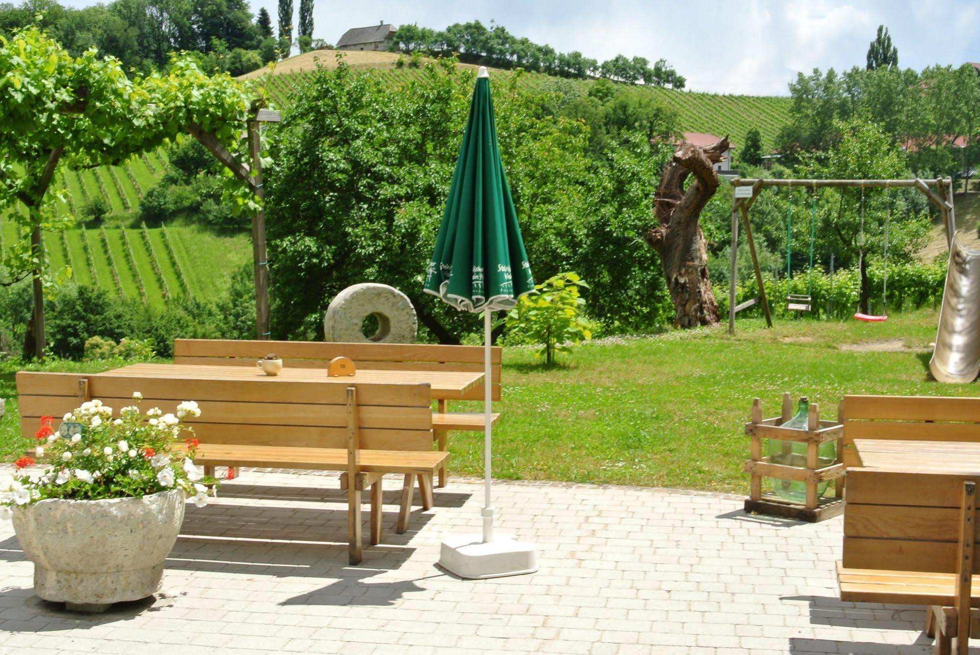Weingut Primus Suedsteiermark سبفيلد المظهر الخارجي الصورة